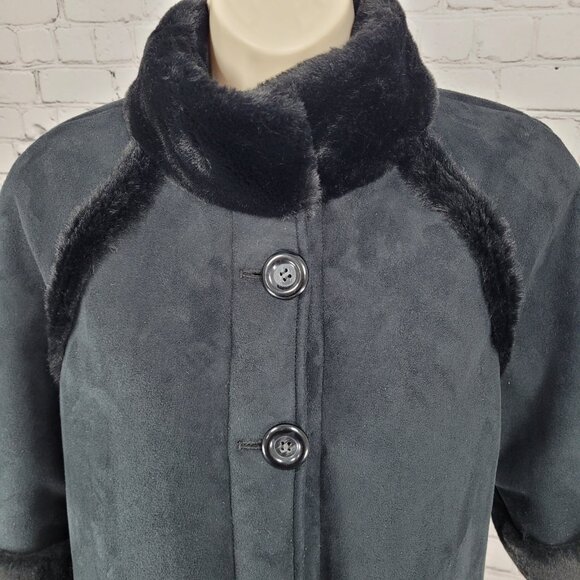 Drew Black Faux Vegan Suede Soft Fur Lined Crop Jacket USA Made Size Small S - Picture 7 of 13